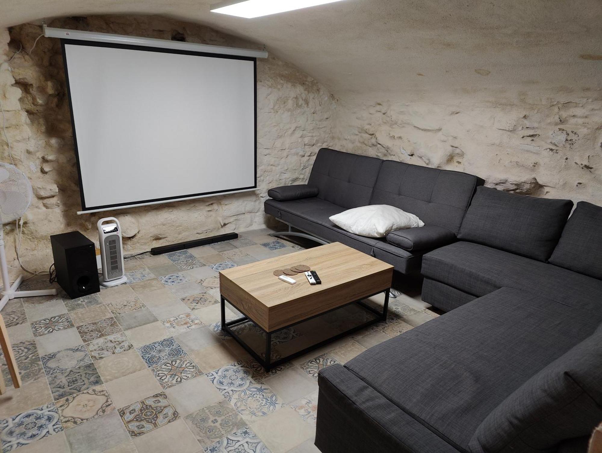 Maison 2 Chambres 100M Du Theatre Antique Avec Salle Cinema Orange  Exterior photo